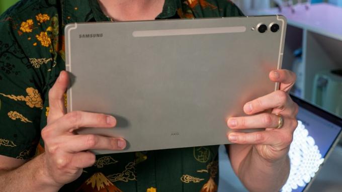 A parte traseira de metal do Samsung Galaxy Tab S9 Ultra