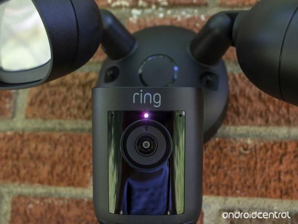 Ring Floodlight Cam Wired Pro Logo schließen