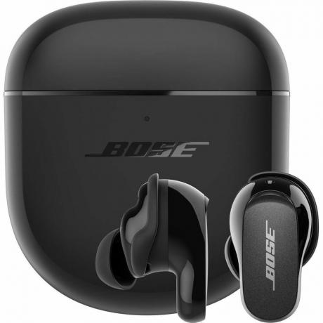 Musta värviga Bose QuietComfort Earbuds II kõrvaklapid.