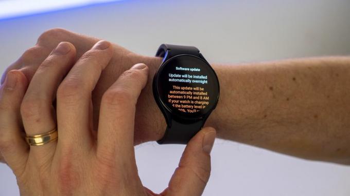 Το Samsung Galaxy Watch 5 λαμβάνει μια ενημέρωση