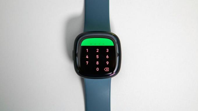 Ange PIN-koden för att använda Google Wallet på Fitbit Sense 2