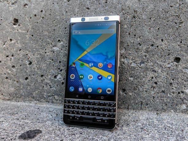 „BlackBerry“ paleidimo priemonė, „Pixel“ stiliaus!