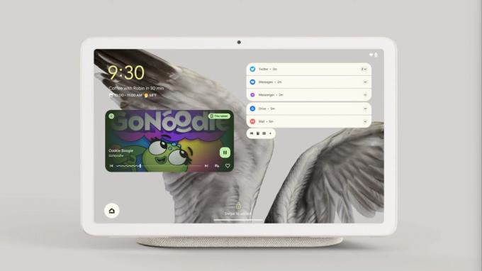 Google Pixel Tablet a töltődokkolóban a Google Event 2022 őszi rendezvényén