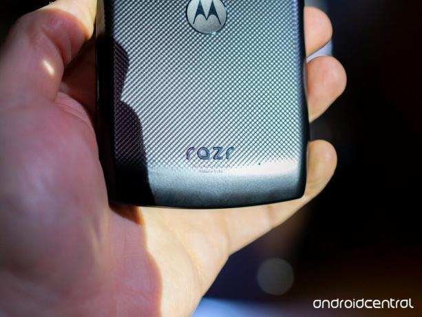 Dno loga Motorola RAZR