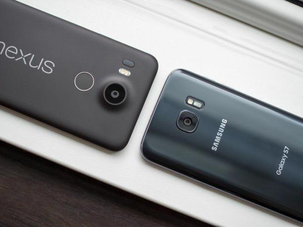 Samsung Galaxy S7, Nexus 5X'e karşı