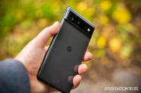 Samsung Galaxy S22 срещу. Google Pixel 6: Кой малък телефон с Android трябва да купите?