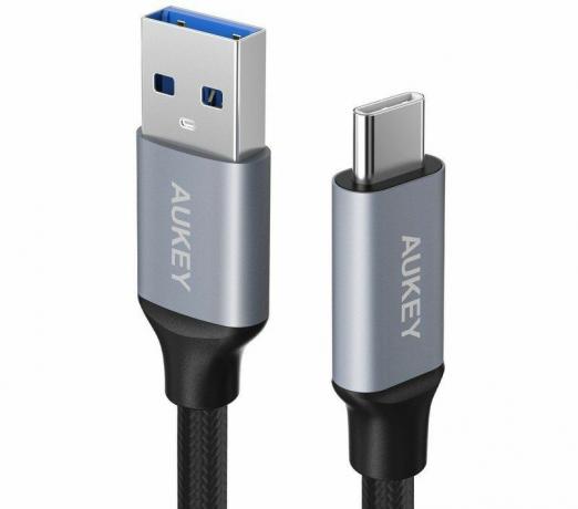 Câble USB-C Aukey