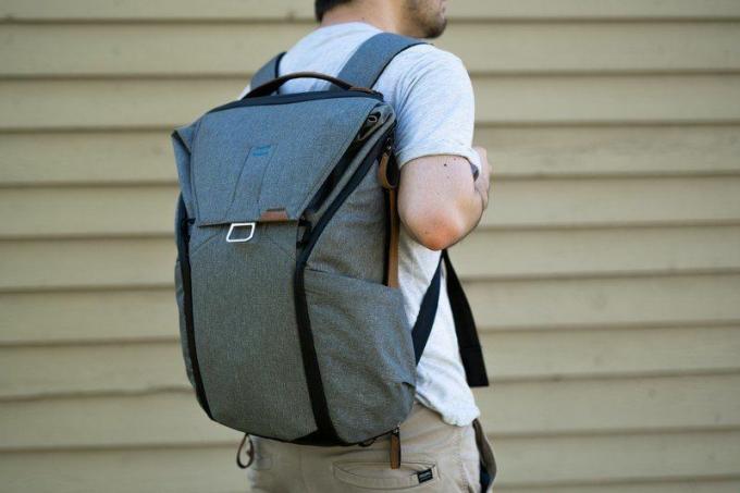 Peak Design Everyday Backpack 20L Η τσάντα που τελείωσε τον εθισμό στην τσάντα μου