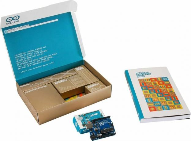 Arduino Starter Kit Deluxe Rendering
