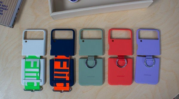 Чехлы-вкладыши для Samsung Galaxy Z Flip 3