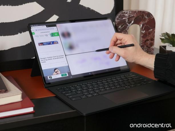 Samsung Galaxy Tab S8 Ultra с многозадачной клавиатурой S Pen