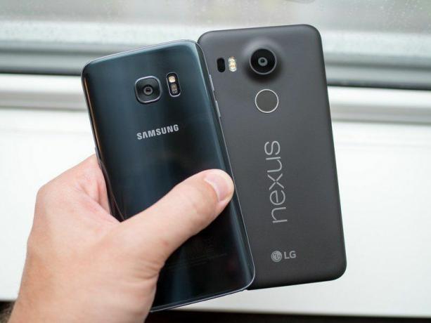 Samsung Galaxy S7 έναντι Nexus 5X