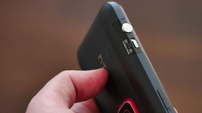 Przełącznik 2D3D w telefonie HTC Evo 3D