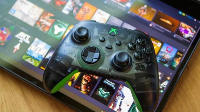 Xbox Controller på Acer Chromebook Spin 713 i surfplatteläge