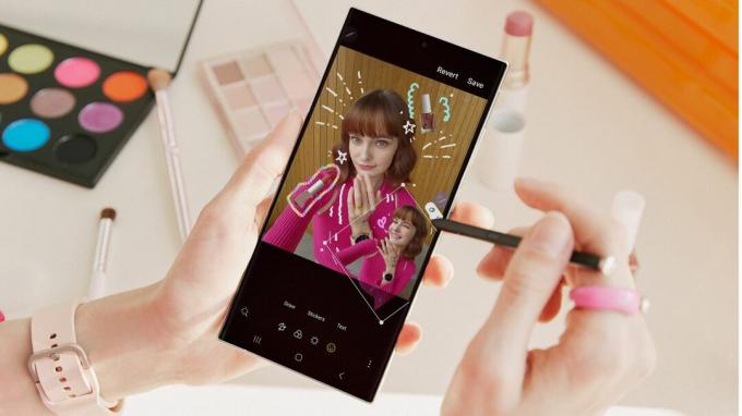 Images promotionnelles officielles du Samsung Galaxy S23 Ultra