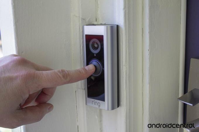 „Ring Video Doorbell Pro 2“ mygtuko paspaudimas