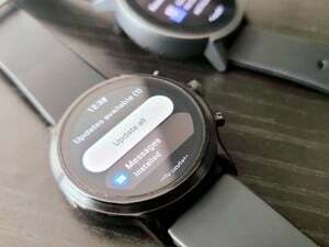 Google ķircina Wear OS pulksteņu īpašniekus ar agrīnu jaunā atjauninājuma garšu
