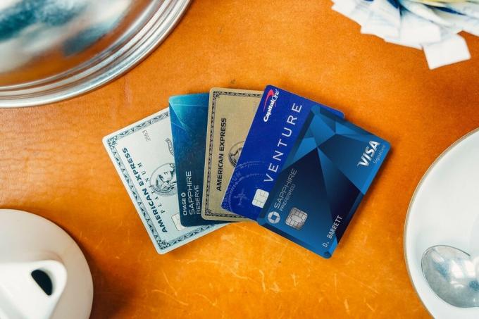 बेस्ट ट्रैवल कार्ड्स ग्रुप एमेक्स प्लैटिनम चेज़ नीलमणि रिजर्व एमेक्स गोल्ड कैपिटल वन वेंचर चेज़ नीलम पसंदीदा डिपॉजिट मार्च 2019 क्रेडिट कार्ड