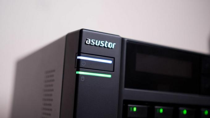 Asustor AS6604T NAS-test