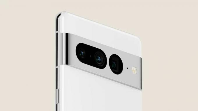 Pixel 7 Pro s lištou fotoaparátu