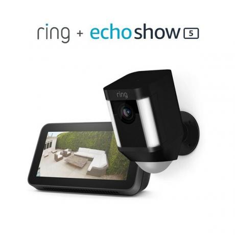 Ring Spotlight Cam Aku koos Echo Show 5 renderdamisega