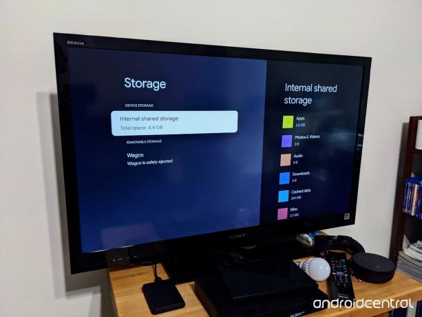 Chromecast Google TV: n sisäisellä tallennustilalla
