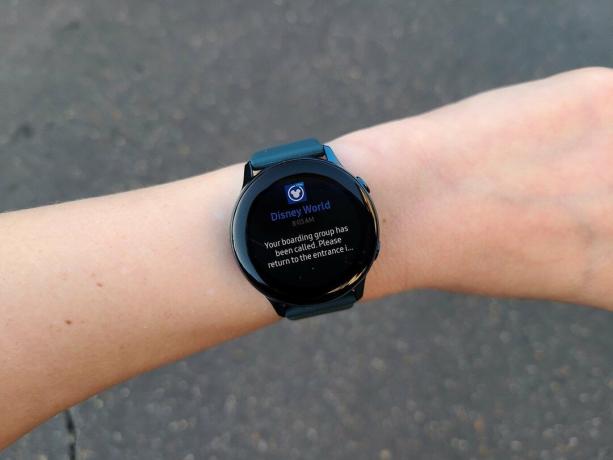 كل ساعة Galaxy Watch معروضة للبيع في الوقت الحالي ، إليك ما يناسبك