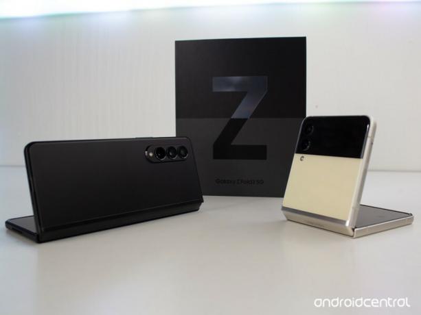 Samsung Galaxy Z Fold y Flip 3 con caja
