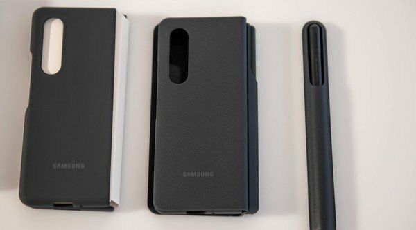 Аксессуары для Samsung Galaxy Z Fold 3