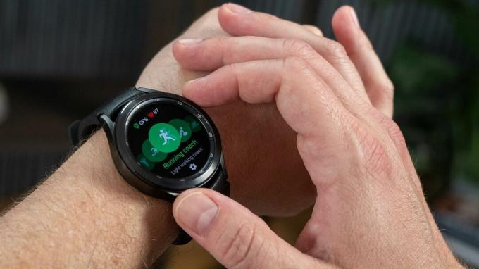 Samsung Galaxy Watch 4 Klasyczny fitness